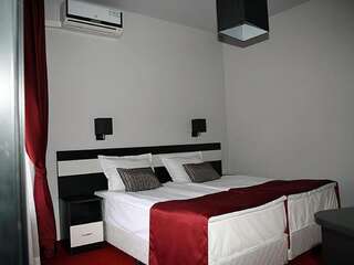 Отель Gran Via Бургас Двухместный номер с 1 кроватью или 2 отдельными кроватями-12